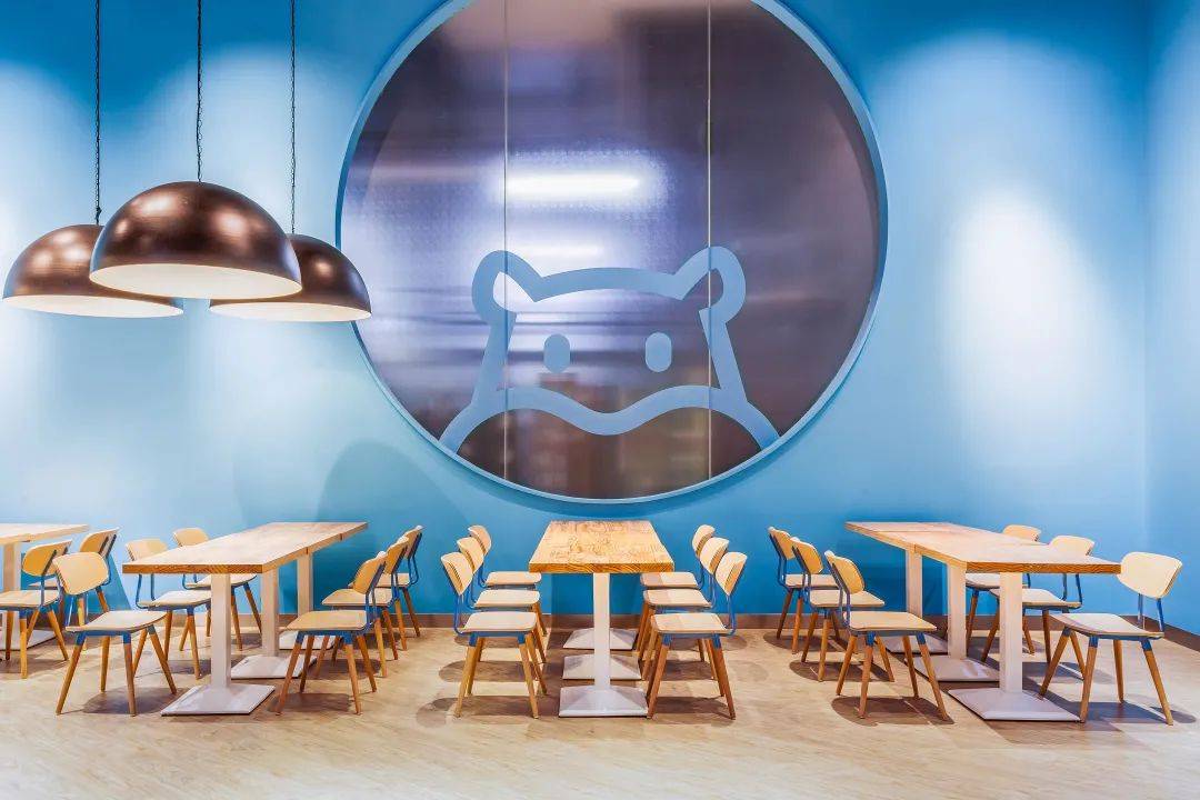 咖啡厅阿里巴巴盒马机器人餐厅，打造未来概念的餐饮空间设计